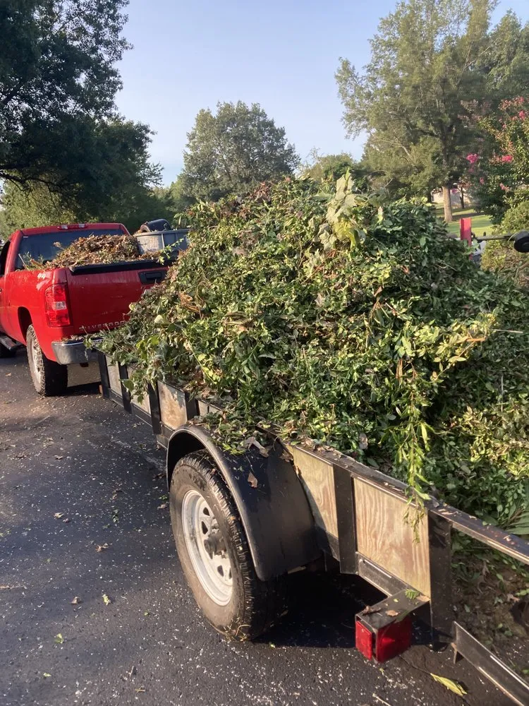 Local garden landscaping for homes in Owensboro, KY by Hamilton Lawn & Landscape