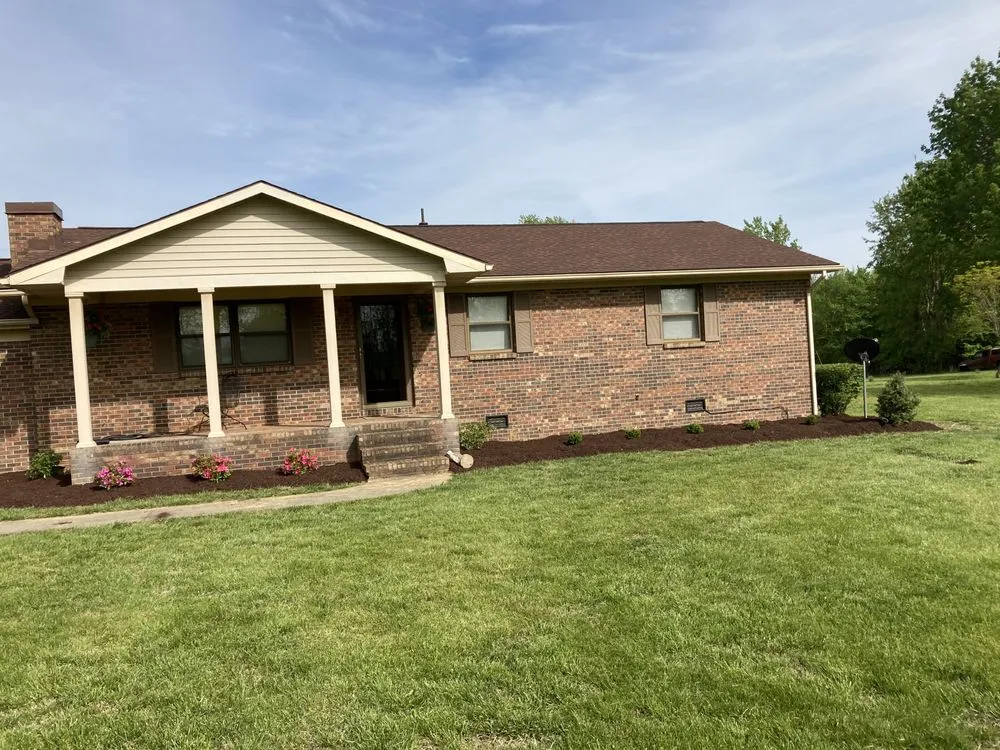 Custom garden landscaping experts serving Owensboro, KY - Hamilton Lawn & Landscape