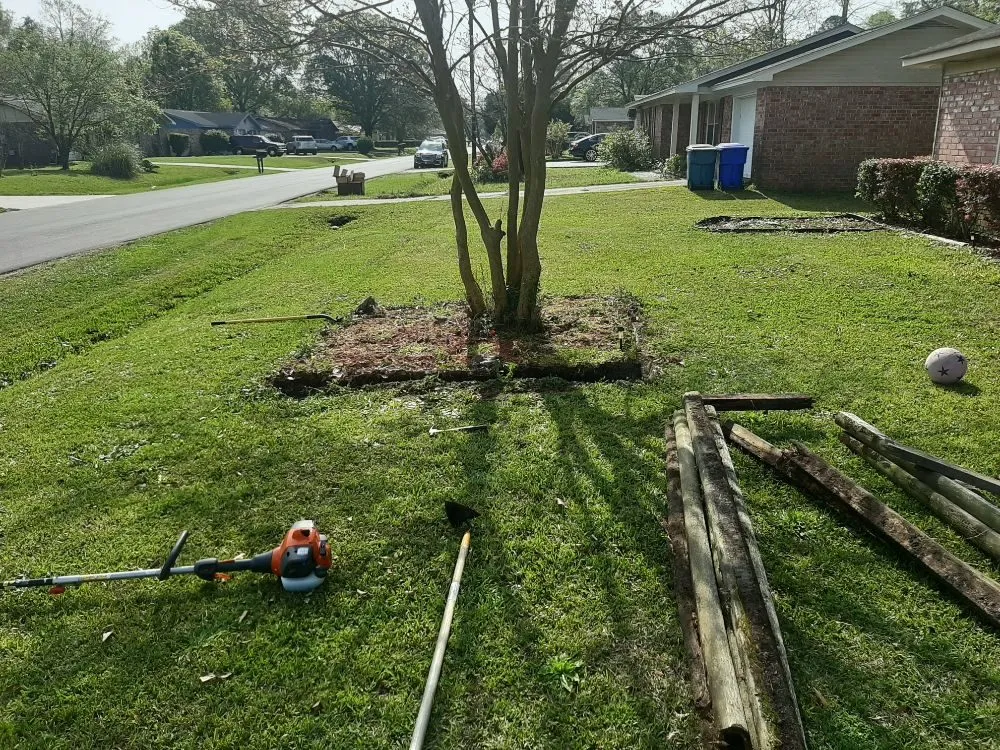 Custom landscape installation in Ladson, SC by Hamilton's sharp cuts