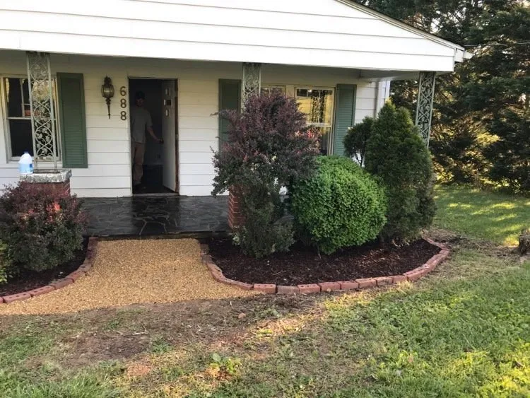 Reliable yard maintenance experts serving Elliston, VA - Hamlett’s landscaping