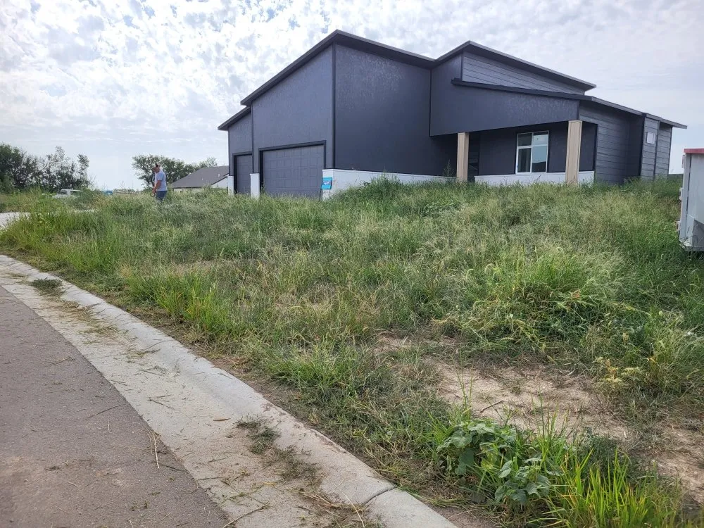 Top-rated landscaping services for beautiful yards across Wichita, KS - Hammann & Son's Services