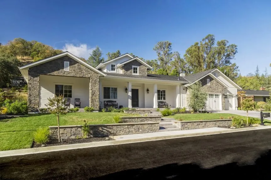 Professional landscape installation experts serving Eugene, OR - Hammer Landscape & Maintenance