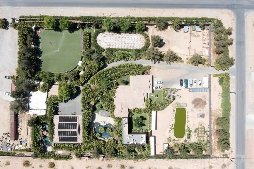 Local yard cleanup service for year-round maintenance across Clearfield, UT - Hammers Lawn Renovation