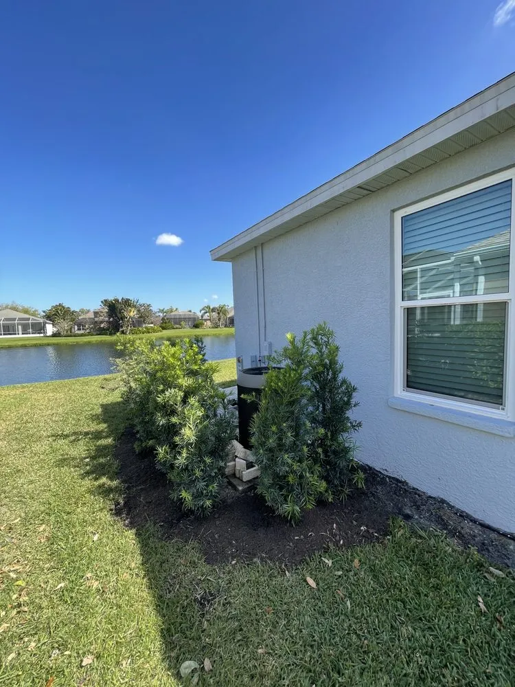 Affordable lawn mowing service in Bradenton, FL - Hampton Landscaping