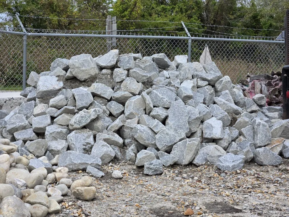 Top-rated residential landscaping experts serving Chesapeake, VA - Hampton Roads Mowers And Mulch