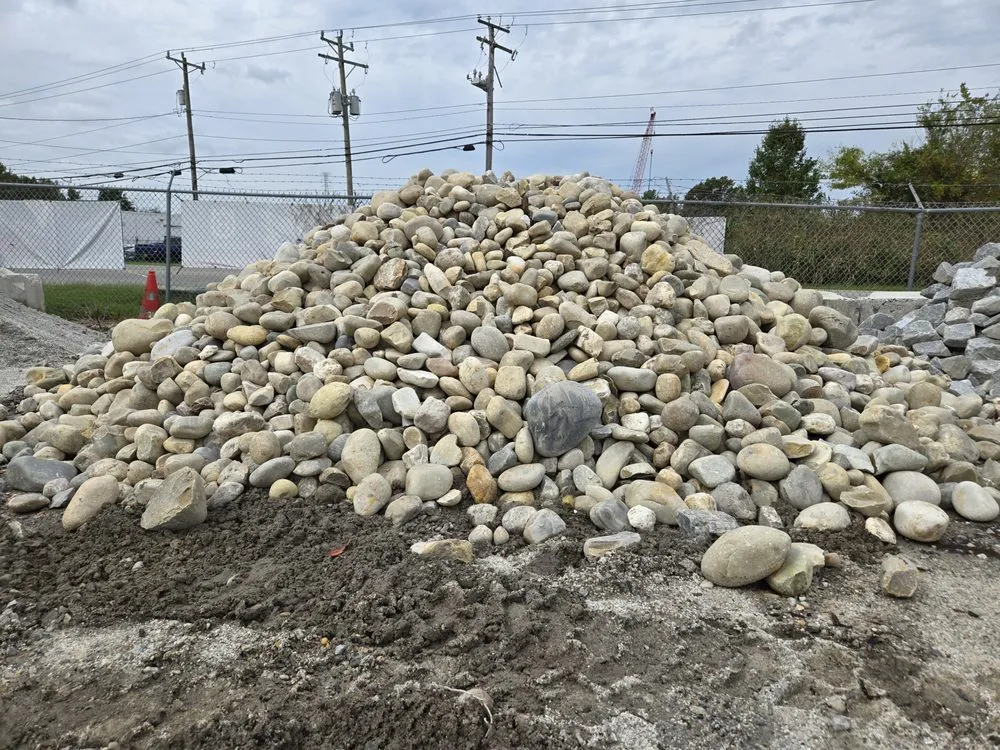 Reliable landscape installation in Chesapeake, VA by Hampton Roads Mowers And Mulch