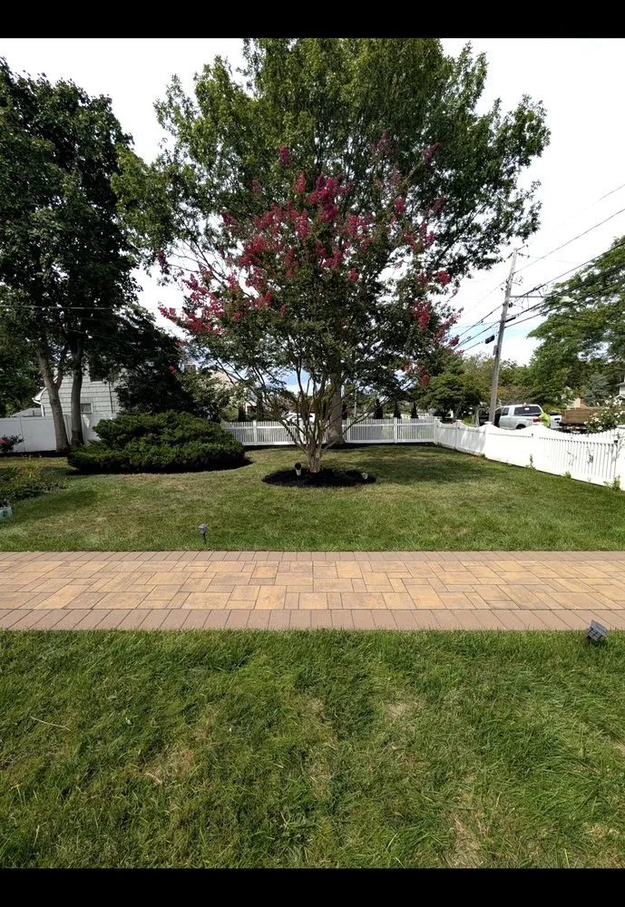 Top-rated yard maintenance in Port Jefferson, NY by Hamptons Horticulture