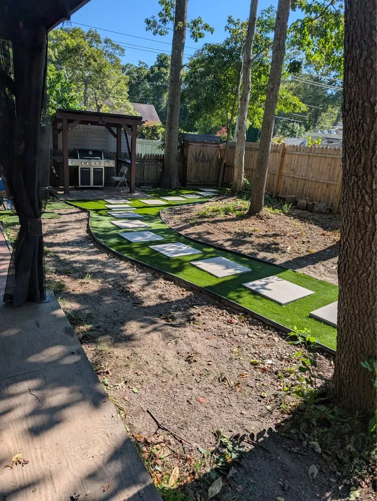 Local yard cleanup service experts serving Port Jefferson, NY - Hamptons Horticulture