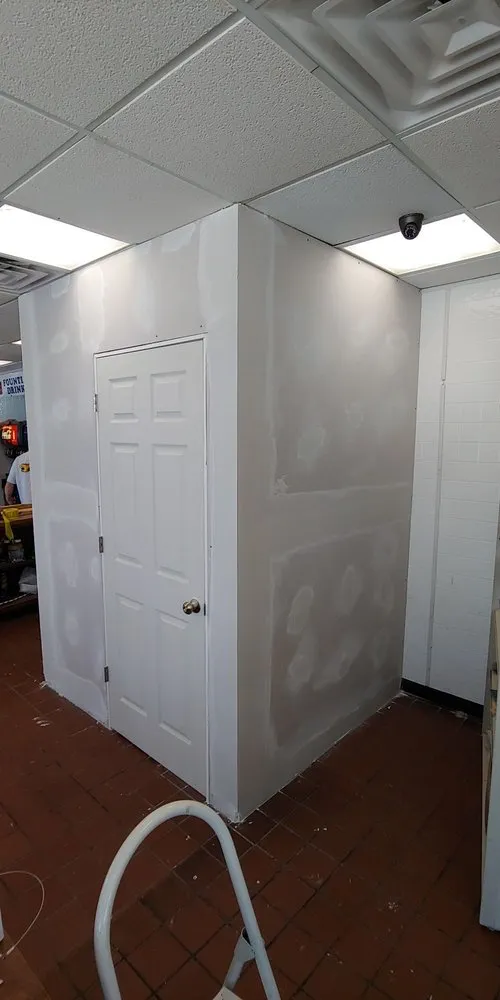 Top-rated lawn mowing service in Kokomo, IN by Hancock Service Company