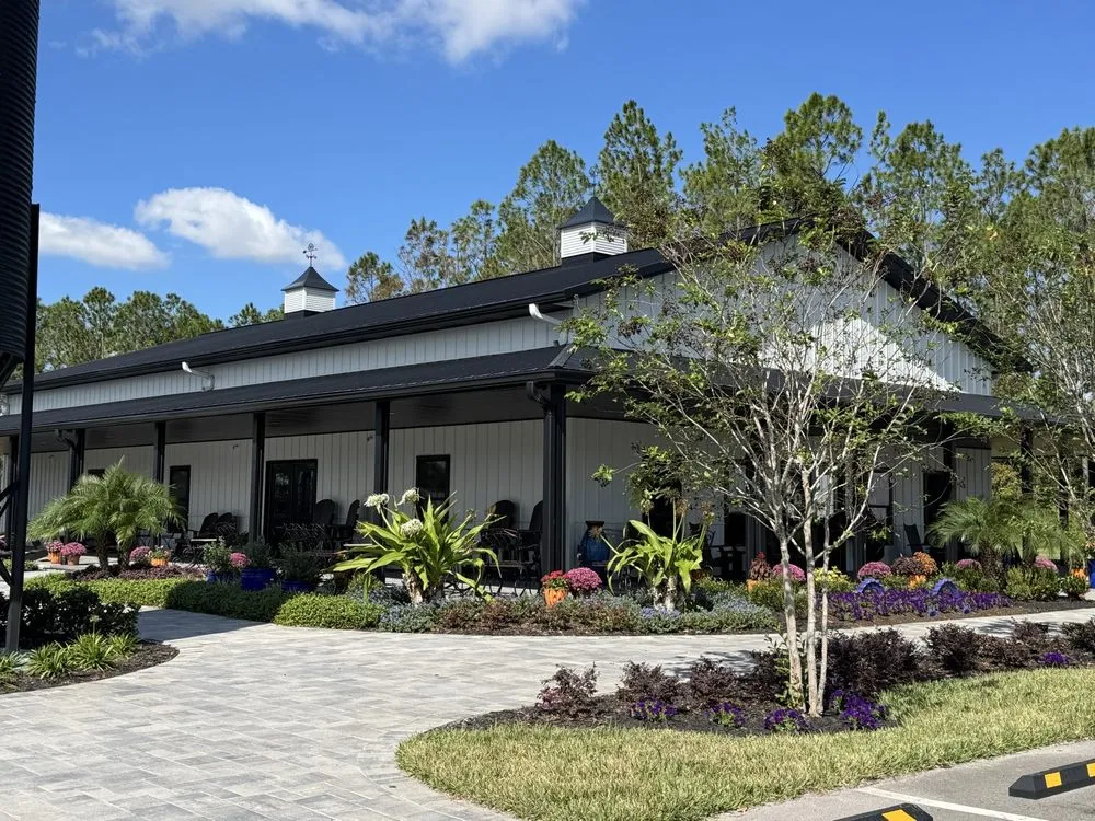 Custom residential landscaping for beautiful yards in Dade City, FL by Handcart Garden Center