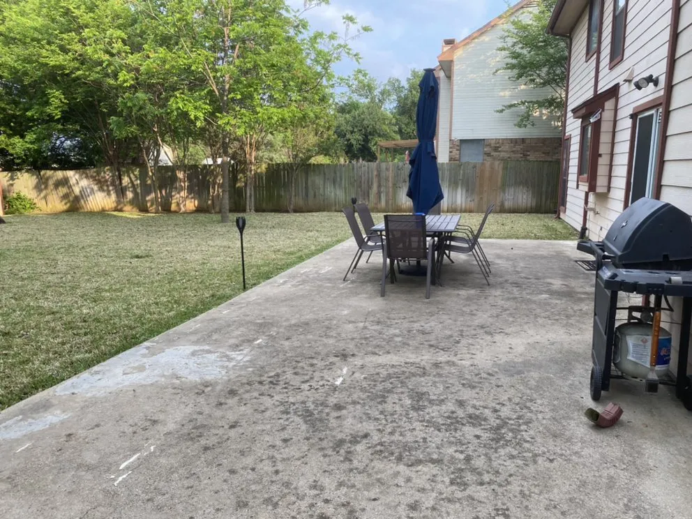 Expert yard cleanup service in Fort Worth, TX - HandCrafted Landscape Maintenance