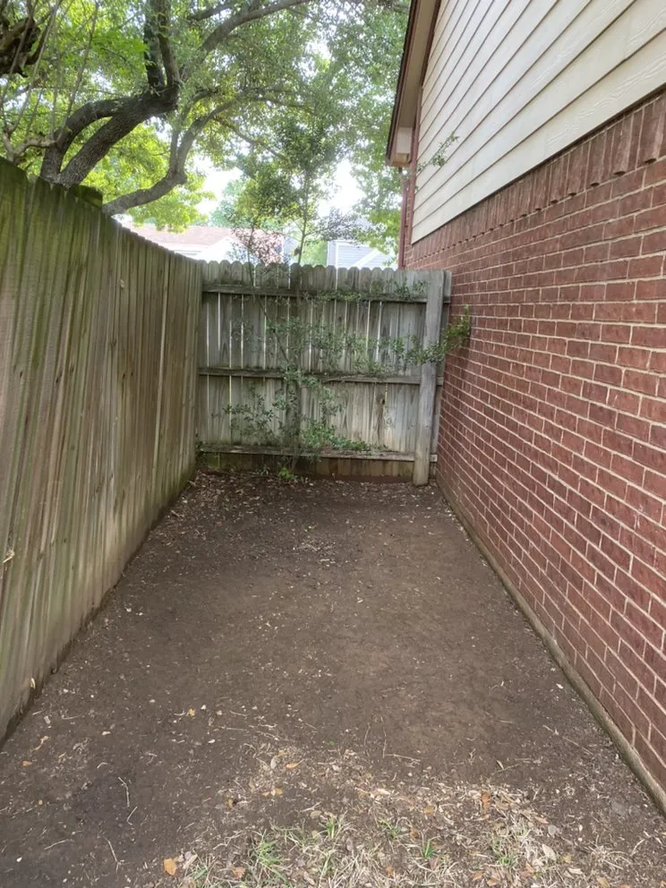 Top-rated yard cleanup service for beautiful yards across Fort Worth, TX - HandCrafted Landscape Maintenance