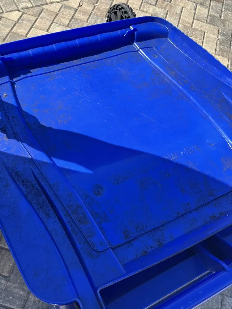 Professional yard maintenance experts serving Jacksonville, FL - Hands On