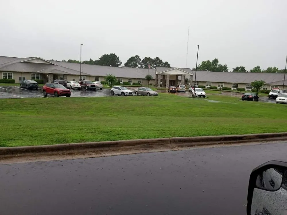 Professional garden landscaping experts serving Hot Springs, AR - Hands On Lawn Care Service