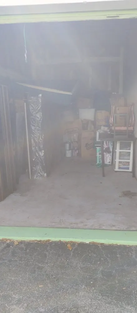 Custom residential landscaping experts serving Gibsonton, FL - Hands On Mobile Wash