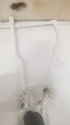 Hand's on Property Care Logo