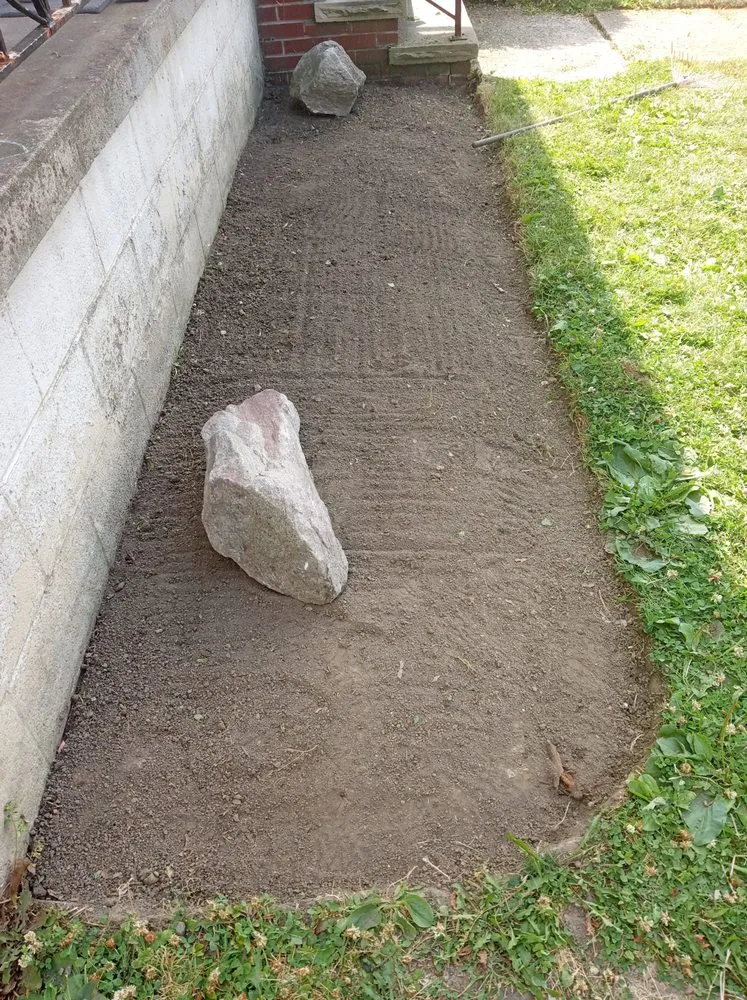 Local residential landscaping in Lorain, OH by Handsdown Landscaping