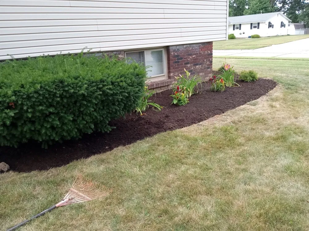 Affordable landscape design for homes in Lorain, OH by Handsdown Landscaping