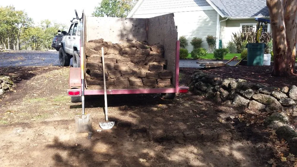 Top-rated lawn mowing service near you across Central Point, OR - Handy Andy's Home Services