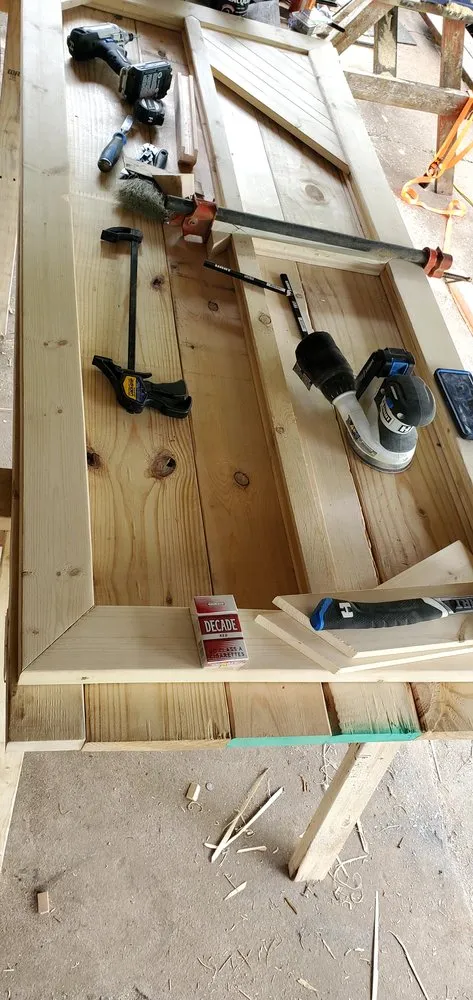 Professional yard maintenance experts serving Potosi, MO - Handy Cains