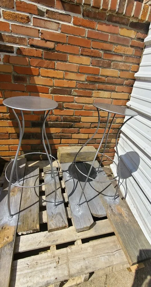 Affordable yard maintenance in Potosi, MO by Handy Cains