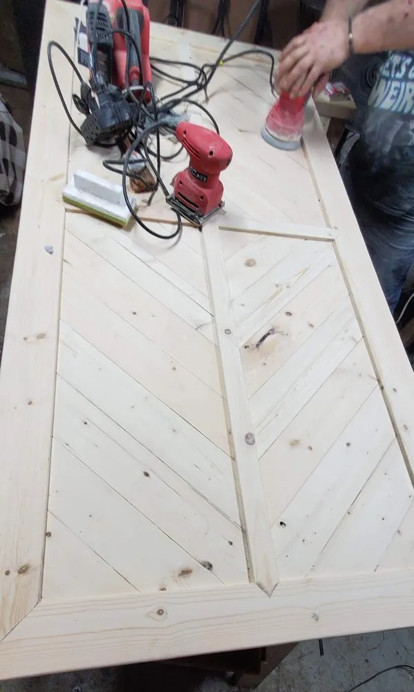 Professional yard cleanup service experts serving Potosi, MO - Handy Cains