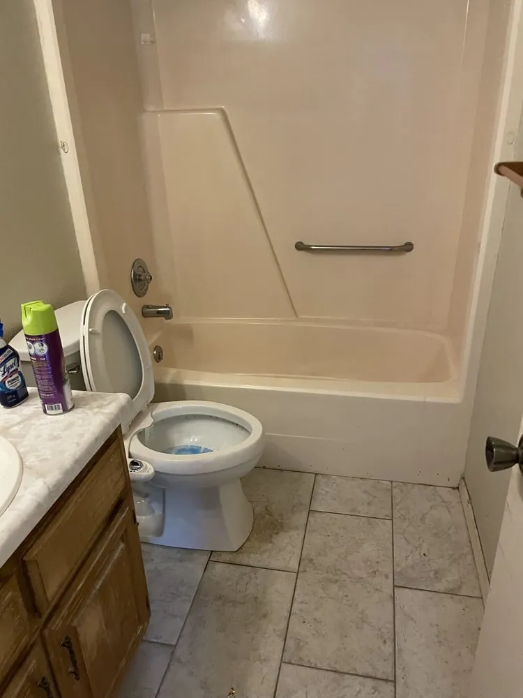 Reliable yard cleanup service experts serving Bixby, OK - Handy Girl For Rent