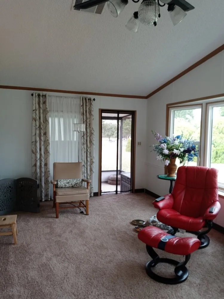 Professional lawn mowing service in Brooksville, FL by Handy Girl Services