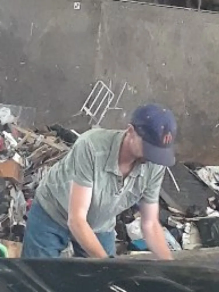 Expert yard maintenance experts serving Everett, WA - Handy Home Helpers