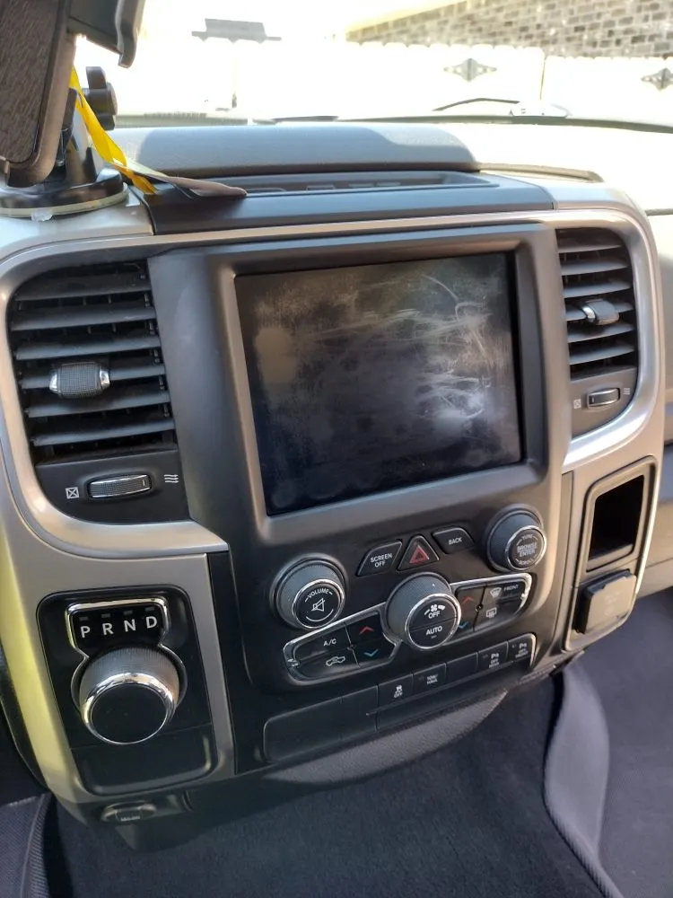 Reliable yard maintenance experts serving Milton, FL - Handy Hudson