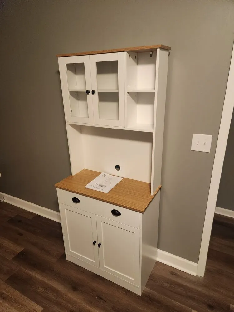 Trusted lawn care service for residential properties in Darlington, SC by Handy Kings