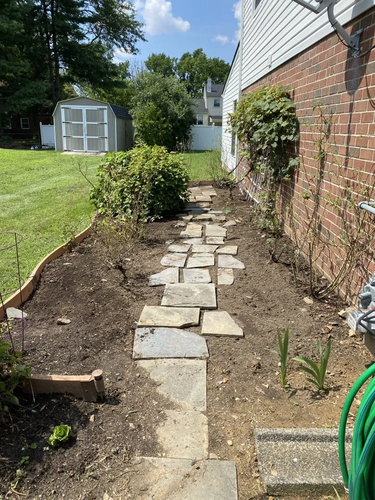 Reliable lawn mowing service in Blackwood, NJ by Handy lawn