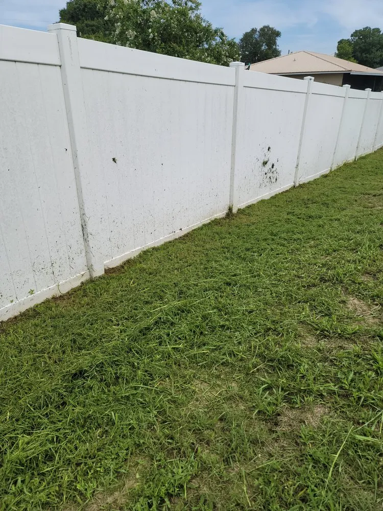 Professional garden landscaping with custom design in Haines City, FL by Handy Lawn Services