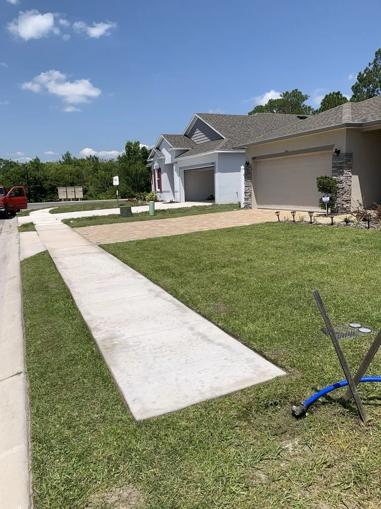Affordable yard maintenance in Haines City, FL - Handy Lawn Services