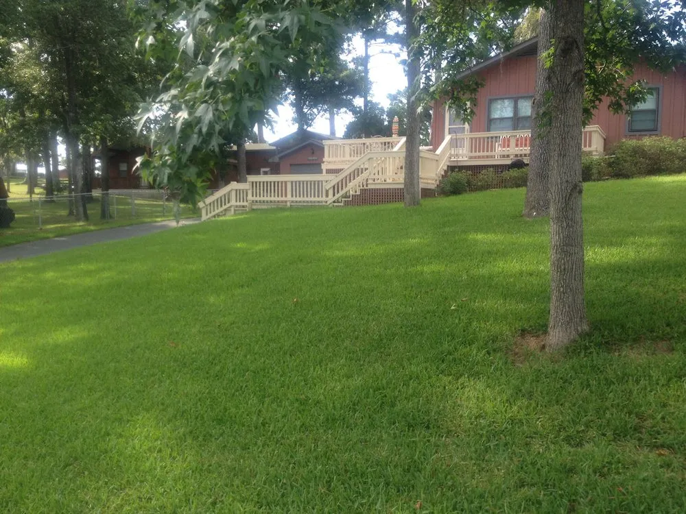 Expert outdoor landscaping in Warren, TX - Handy Man Services