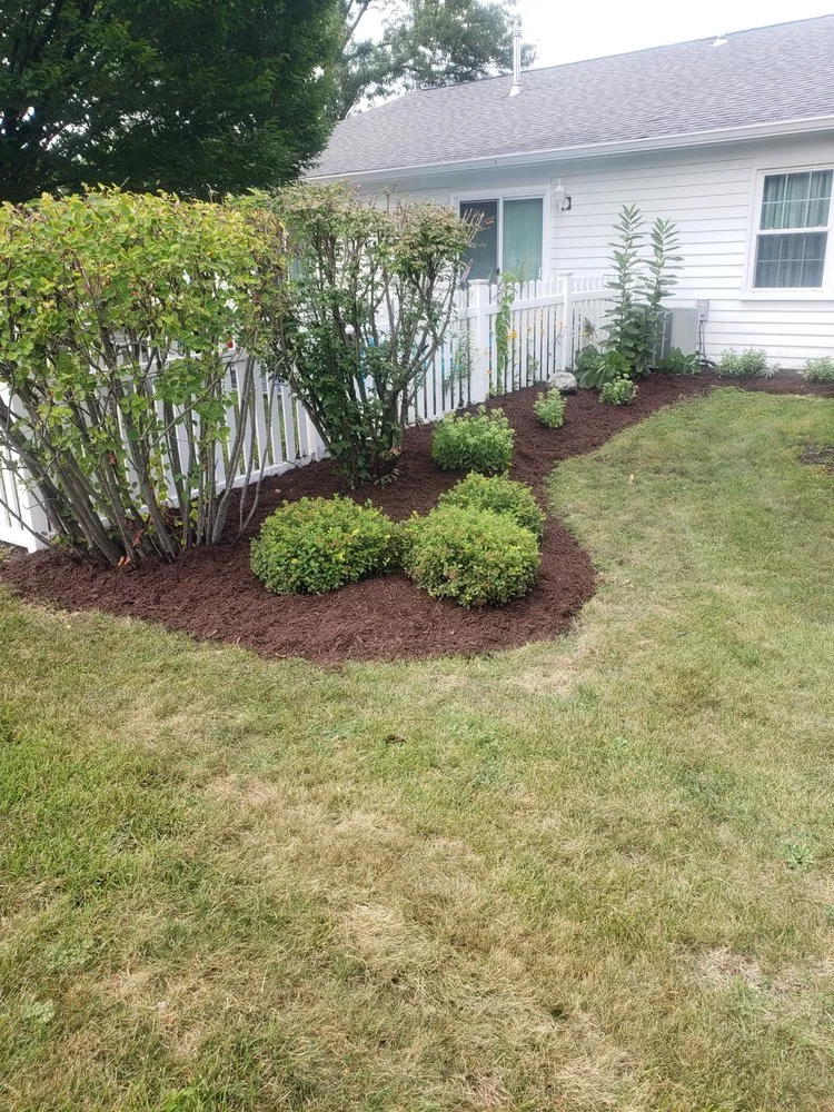 Custom yard maintenance for outdoor upgrades across Rockford, IL - Handy Man Vic