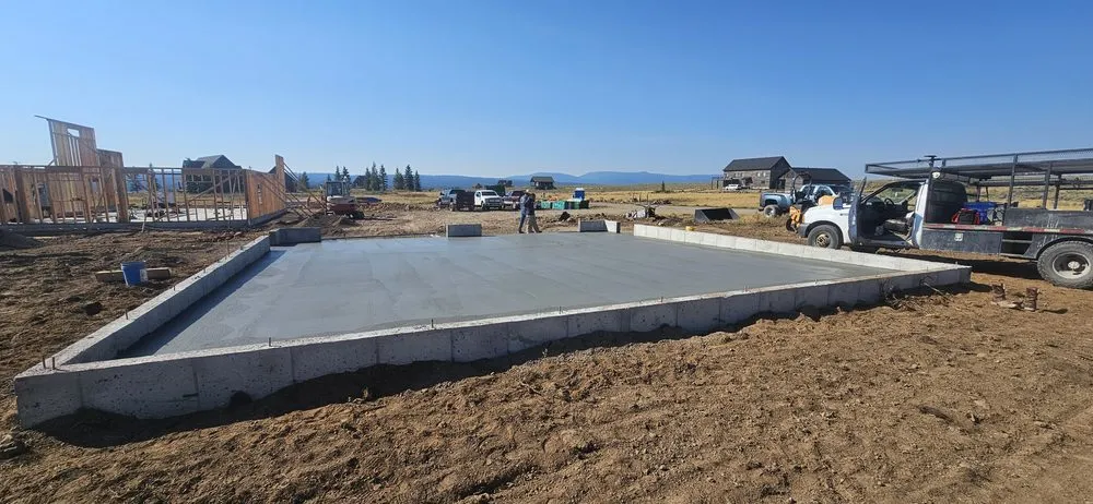 Professional outdoor landscaping in Pocatello, ID by Handy Mannys