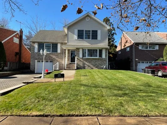 Handy Pro & Clean Out Services Logo