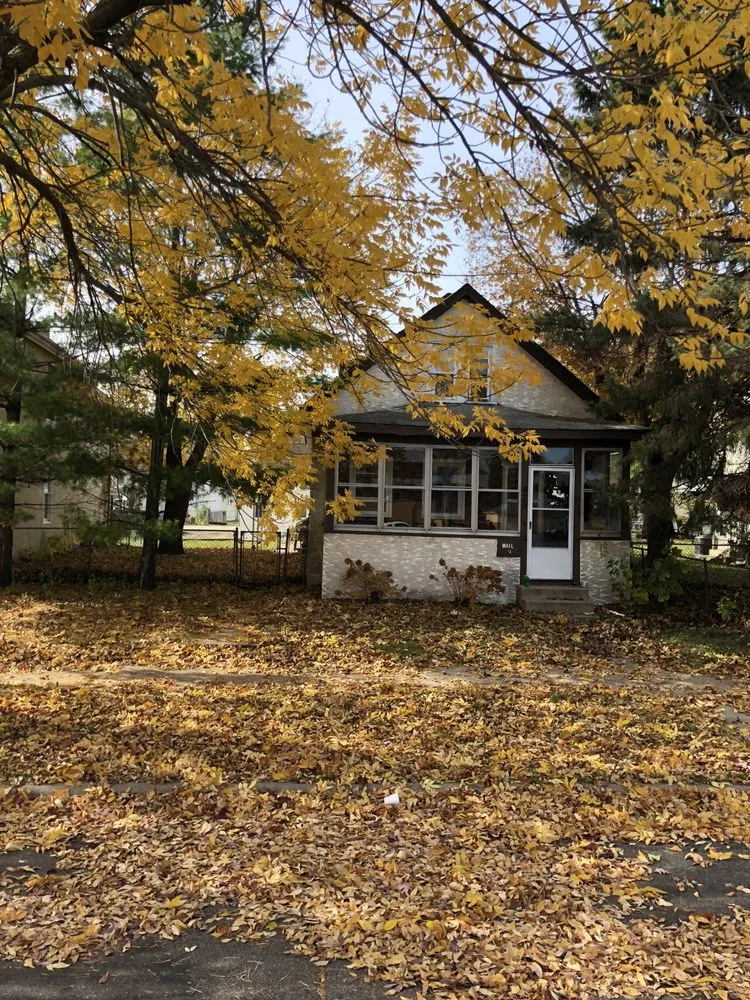 Custom landscaping services in Minneapolis, MN by Handy Randy's Yard Service