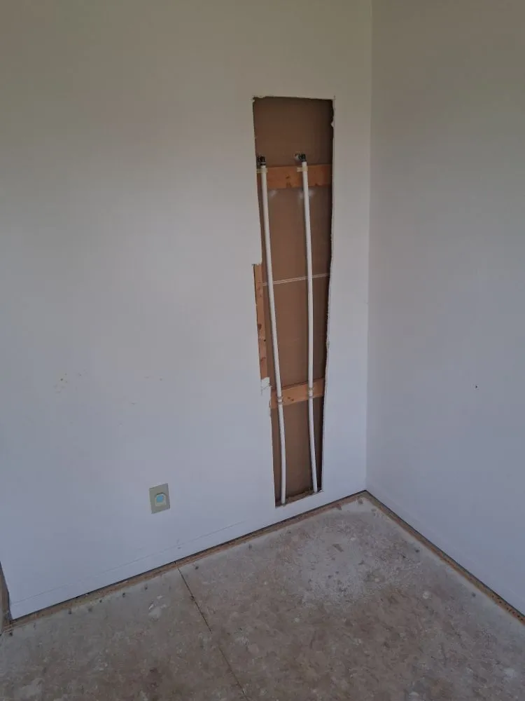 Affordable outdoor landscaping experts serving Greenwood, IN - Handy Rob's Mobile Maintenance Service