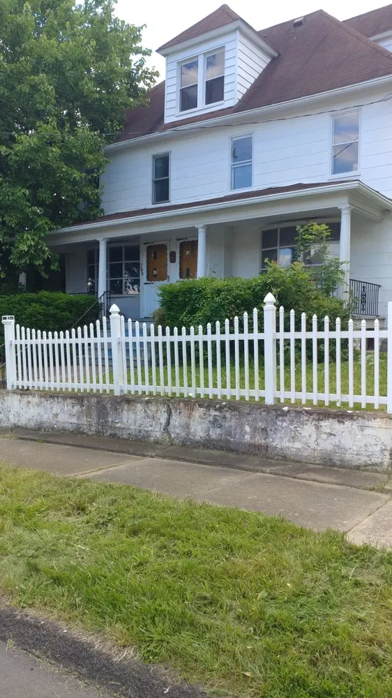 Custom residential landscaping experts serving Bloomsburg, PA - Handy Services