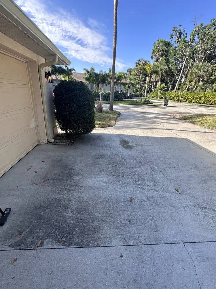 Reliable outdoor landscaping with custom design across Daytona Beach, FL - Handy Turf