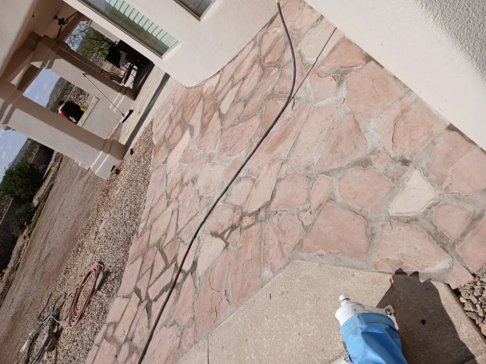 Top-rated landscape installation for year-round maintenance in Las Cruces, NM by Handy Works Home Improvement