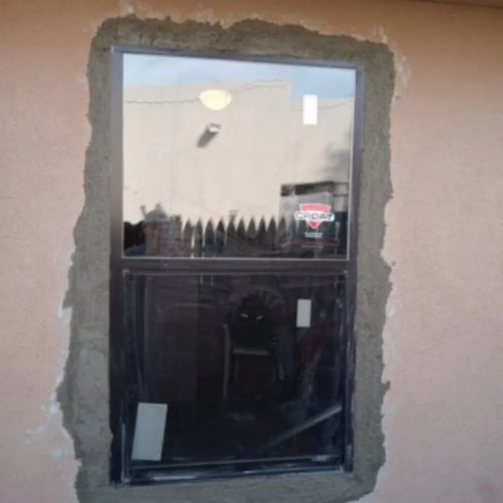 Trusted lawn care service experts serving Las Cruces, NM - Handy Works