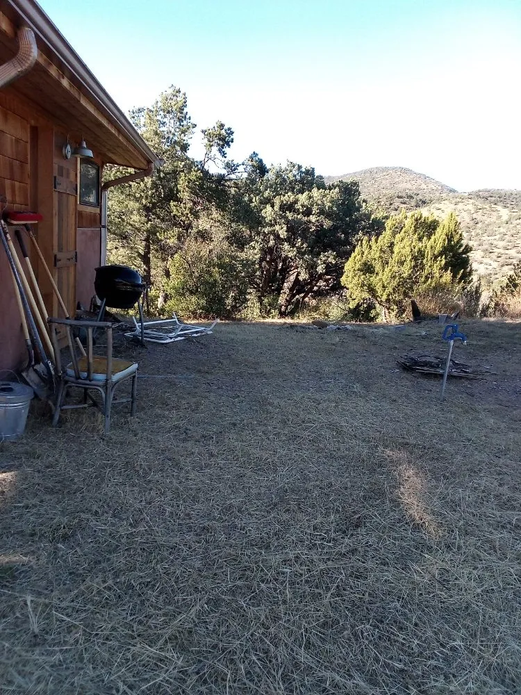 Top-rated lawn care service experts serving Las Cruces, NM - Handy Works