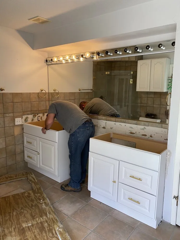 Top-rated lawn care service for homes across Fort Worth, TX - Handyman Clinkingbeard