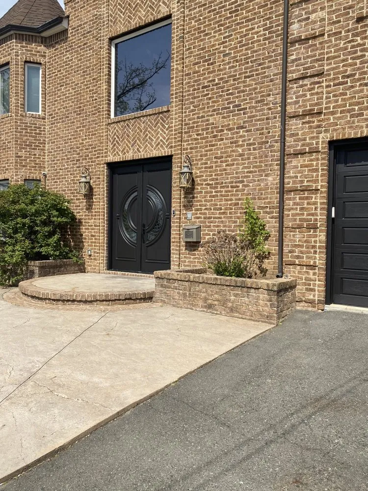 Custom residential landscaping in New York, NY by Handyman Esquivel And Landscaping