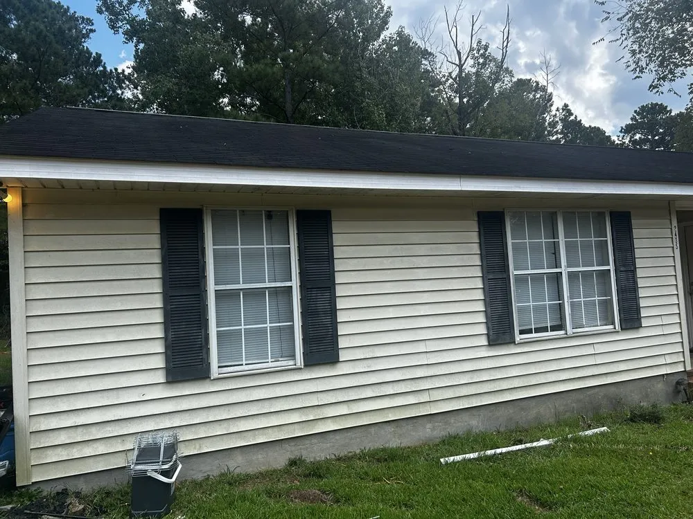 Top-rated yard cleanup service for year-round maintenance across Milledgeville, GA - Handyman Henley