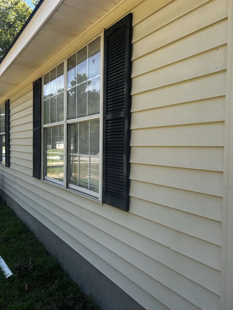 Reliable landscaping services in Milledgeville, GA by Handyman Henley