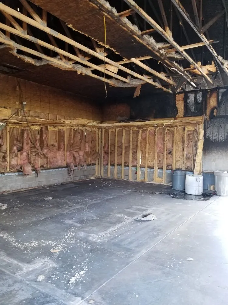 Top-rated lawn care service in sharon, PA - Handyman Joe Service Salvage and Antiques